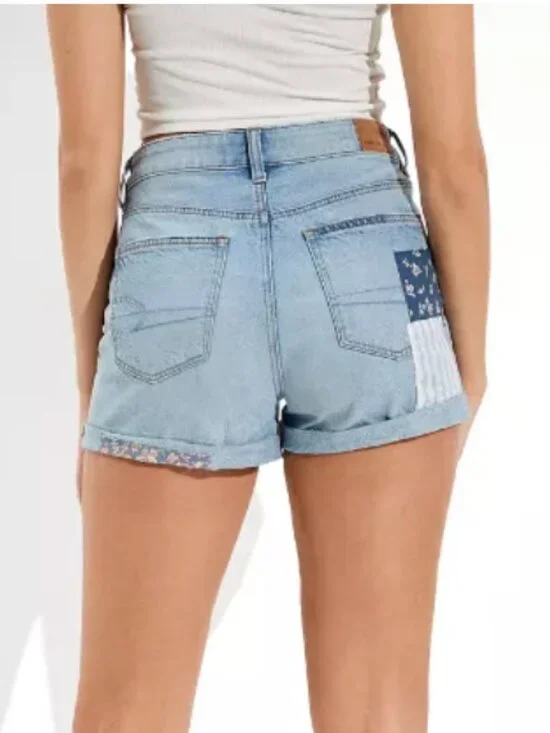 American Eagle AE Patch Me Up Blue Floral High-Rise Denim Mom Shorts Size 4 - Picture 8 of 11